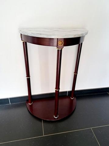 Tafeltje met marmeren blad  beschikbaar voor biedingen