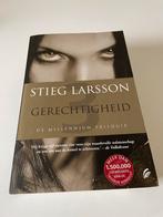 Stieg Larsson - Gerechtigheid, Boeken, Ophalen of Verzenden, Gelezen, Stieg Larsson