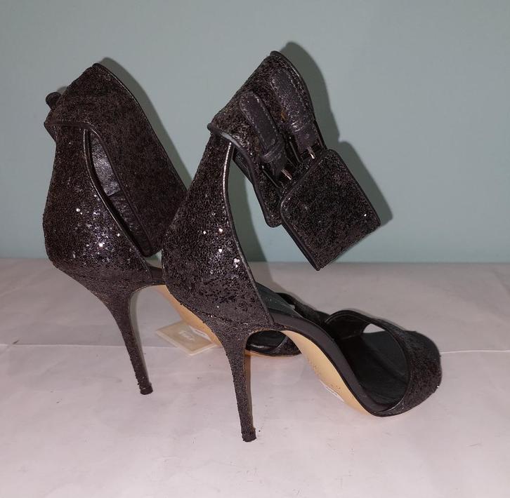 648C* Casadei - sexy zwarte sandalen met hoge hakken (38), Kleding | Dames, Schoenen, Gedragen, Schoenen met hoge hakken, Zwart