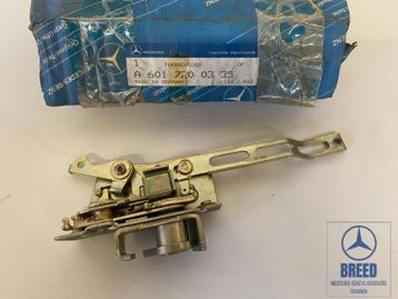 NOS slotmechaniek portier links Mercedes W601 W602 W611 T1 T beschikbaar voor biedingen