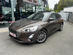 Ford Focus 1.0 EcoBoost Titanium Full Option, Auto's, Ford, Stof, Bruin, Bedrijf, 3 cilinders