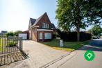 Rustig gelegen instapklare woning met 4 slaapkamers en garag, 500 tot 1000 m², 165 m², Vrijstaande woning, Provincie West-Vlaanderen