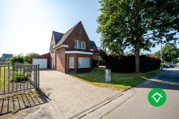 Rustig gelegen instapklare woning met 4 slaapkamers en garag beschikbaar voor biedingen
