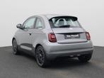 Fiat 500 500e 42 kWh La Prima, Auto's, Stof, https://public.car-pass.be/vhr/0c844839-f1dc-4a00-83fb-9c73f4fcf3d7, 1365 kg, Zilver of Grijs