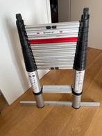 Telescopische ladder van 3,80m en veiligheidshelm, Doe-het-zelf en Bouw, Ladders en Trappen, Ophalen, Gebruikt, Ladder, Opvouwbaar of Inschuifbaar