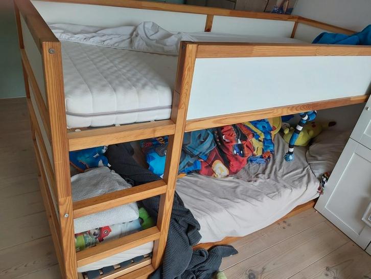 Kura hoogslaper Ikea met onderbed, Kinderen en Baby's, Kinderkamer | Stapelbedden en Hoogslapers, Zo goed als nieuw, Hoogslaper