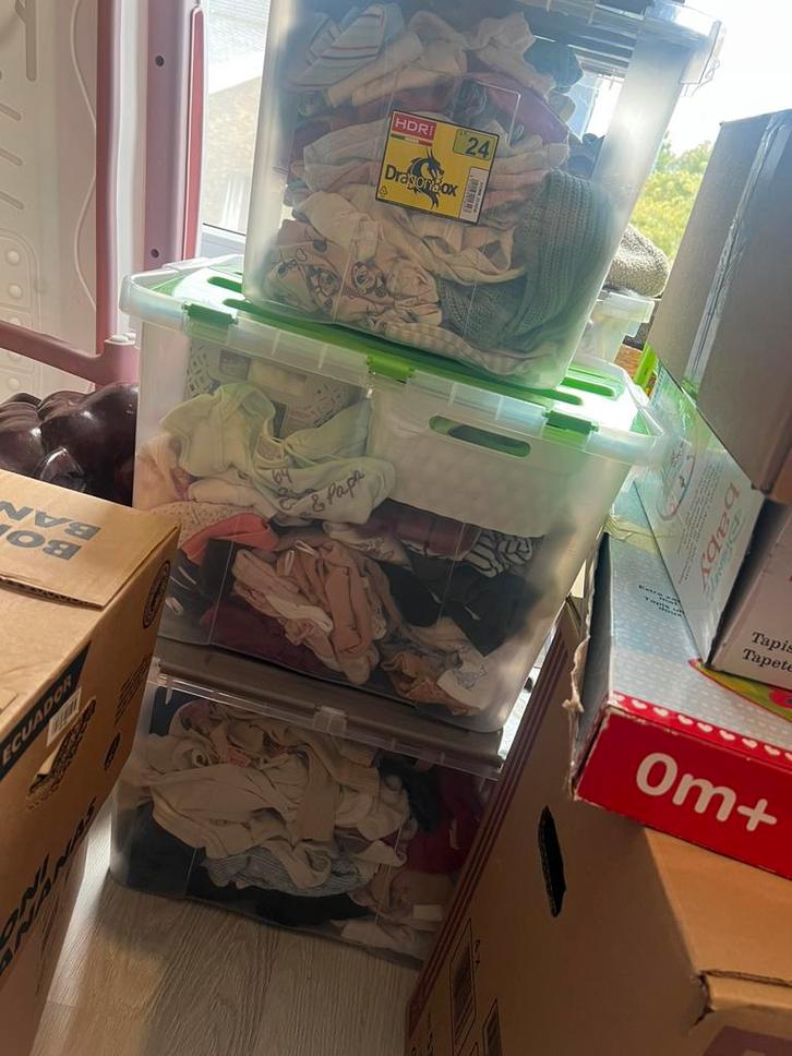 Babyspeelgoed, meisjeskleertjes,.., Kinderen en Baby's, Babykleding | Baby-kledingpakketten, Zo goed als nieuw, Ophalen