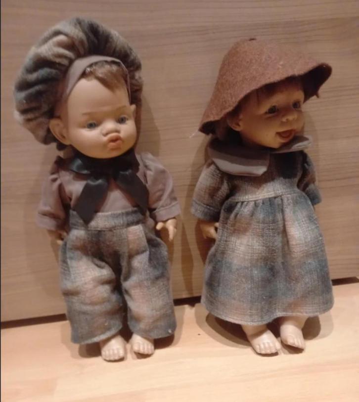 Setje authentic vintage aardetint jongen en meisje poppen, Verzamelen, Poppen, Nieuw, Pop, Ophalen of Verzenden