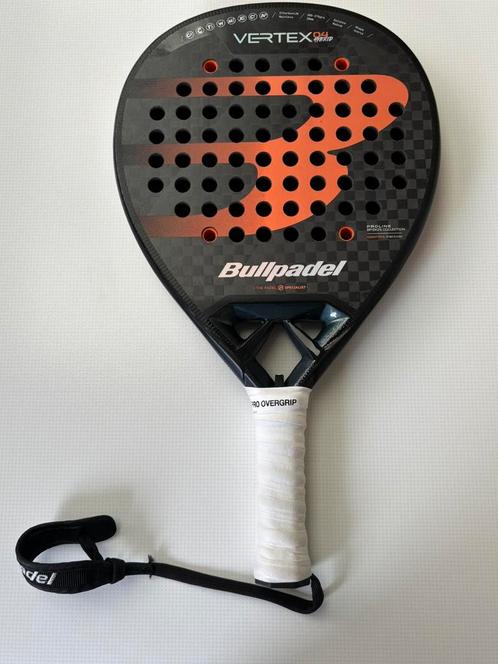 Bullpadel 2025 Vertex hybrid-  ( aankoop 8 juli 2025), Sport en Fitness, Padel, Nieuw, Padelracket, Ophalen of Verzenden