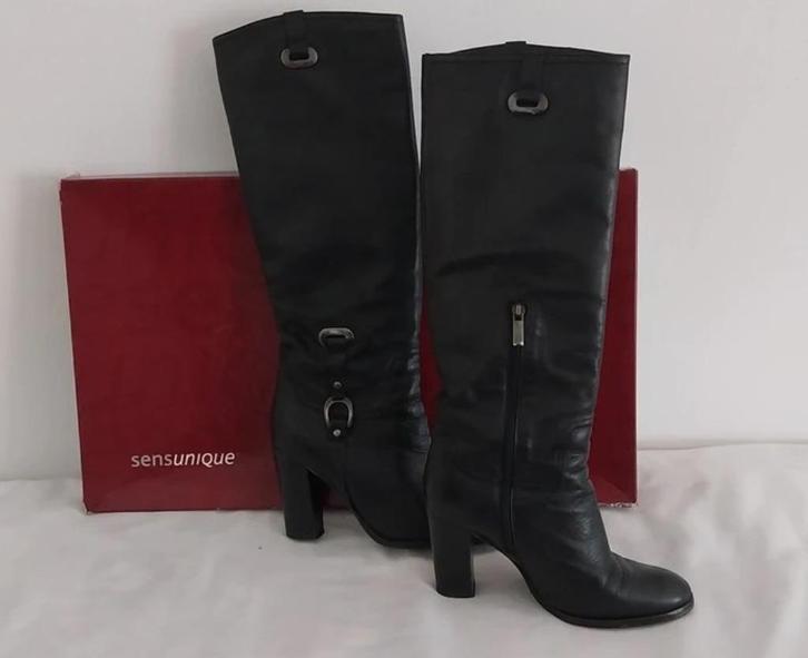 Lamsleren knielaarzen van Sensunique : NIEUWSTAAT, Kleding | Dames, Schoenen, Zo goed als nieuw, Hoge laarzen, Zwart, Ophalen of Verzenden
