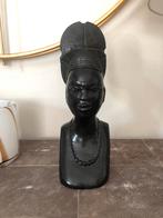 Buste représentant une femme en bois d’ébène