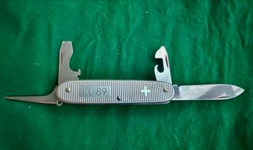Victorinox zakmes Dutch Army Knife beschikbaar voor biedingen