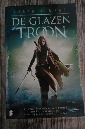 Sarah J. Maas - De glazen troon beschikbaar voor biedingen
