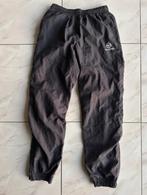 Sportbroek Sergio Tacchini maat S (nr1556a), Kleding | Heren, Sergio Tacchini, Ophalen of Verzenden, Zo goed als nieuw, Grijs