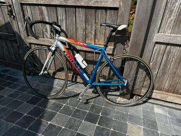 Vélo de course Giant M 50, Enlèvement, Giant