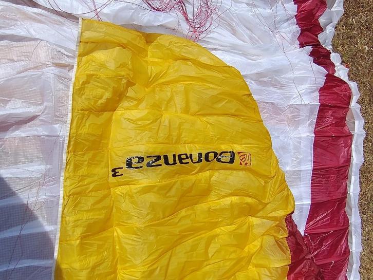 parapente Gin, Sport en Fitness, Zweefvliegen en Paragliding, Zo goed als nieuw, Scherm, Ophalen of Verzenden