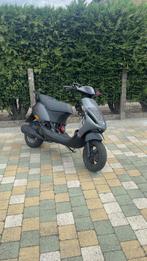 125cc lc zip zonder papieren te koop/ruil, Fietsen en Brommers, Ophalen, Zo goed als nieuw, Zip