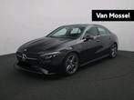 Mercedes-Benz A-Klasse 180 Star Edition Limousine + LED + KE, Auto's, 4 deurs, Stof, Gebruikt, Zwart