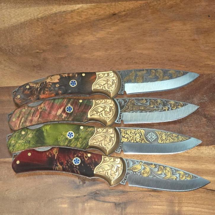 Mooie messen met unieke gold solution afgwerkt, Verzamelen, Militaria | Algemeen, Ophalen of Verzenden