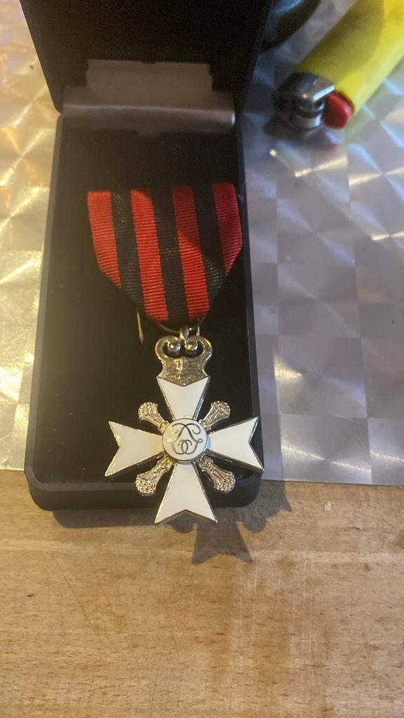 Croix, Enlèvement, Comme neuf