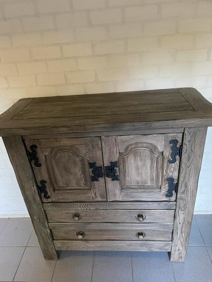 Massief eiken gezandstraalde kast, Maison & Meubles, Armoires | Commodes, Comme neuf, Chêne, Enlèvement