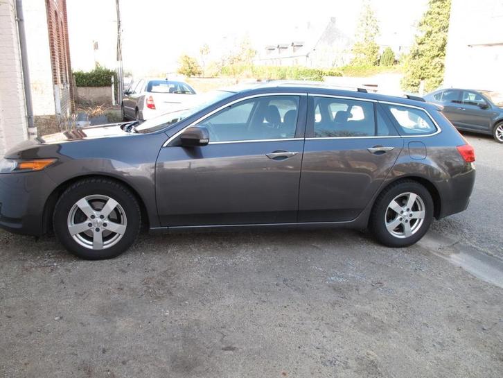 Honda accord tourer, Auto's, Honda, Particulier, Accord, ABS, Airbags, Airconditioning, Alarm, Boordcomputer, Centrale vergrendeling