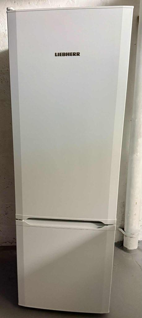 frigo LIEBHERR neuf, Elektronische apparatuur, Koelkasten en IJskasten, Nieuw, Met aparte vriezer, 200 liter of meer, 160 cm of meer
