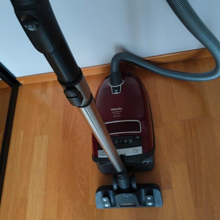 MİELE COMPLETE C3 PURE RED POWERLİNE, Electroménager, Aspirateurs, Aspirateur, Enlèvement ou Envoi