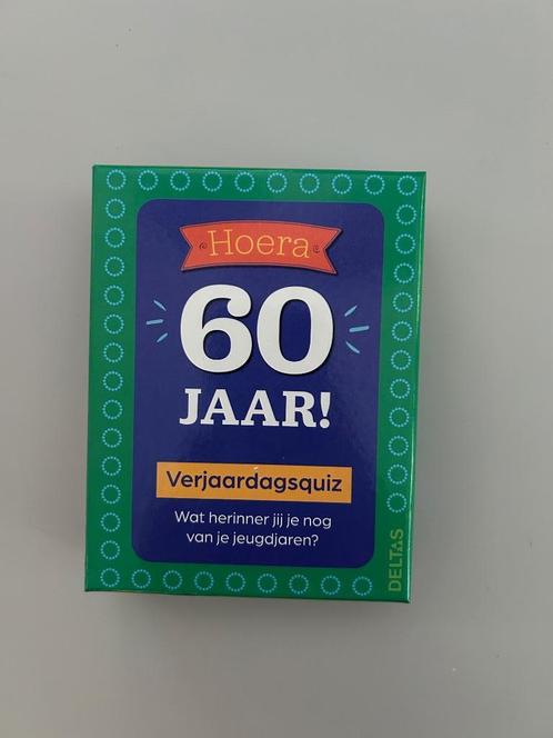 Deltas hoera 60 jaar! verjaardagsquiz, Hobby en Vrije tijd, Gezelschapsspellen | Kaartspellen, Nieuw, Een of twee spelers, Drie of vier spelers