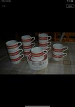 12 Tassen en 12 Bordjes prima staat, Enlèvement, Comme neuf