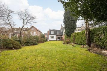 Huis te koop in Hove, 4 slpks beschikbaar voor biedingen