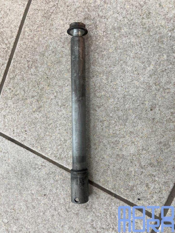 Vooras Honda CBR600RR 2007 - 2008 PC40 voorwielas CBR 600RR, Motoren, Onderdelen | Honda, Gebruikt, Ophalen of Verzenden