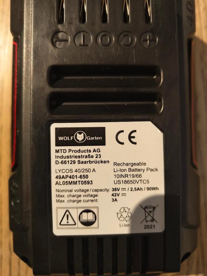 NIEUW - Wolf Garten batterij 40V 2.5 Ah, Tuin en Terras, Grasmaaiers, Nieuw, Accu-grasmaaier, Ophalen of Verzenden