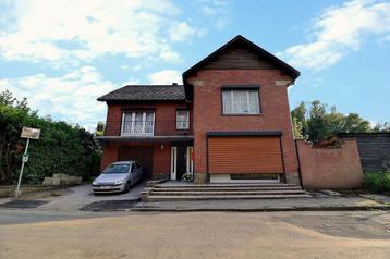 Maison à vendre à Walcourt Berzée, 2 chambres beschikbaar voor biedingen