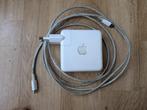 Macbook 61W USB-C Power Adapter (with cable), Computers en Software, Laptop-opladers, Ophalen of Verzenden, Gebruikt, Apple