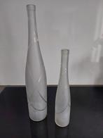 2 mooie design flessen mat glas met heldere strepen, Ophalen, Gebruikt, Glas