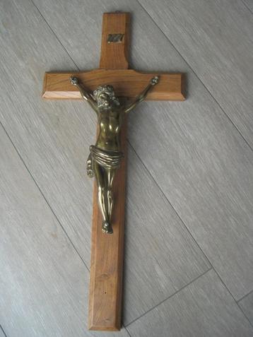 Houten kruis met Jesus 64 cm 