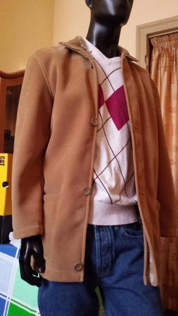 Prachtige nieuwe warme jas  beschikbaar voor biedingen