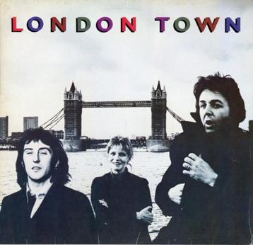 Wings - London Town (3319195686) disponible aux enchères