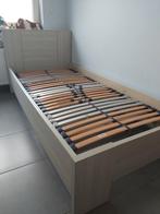 Chambre à coucher gratuite à récupérer (lit + placard + tabl, Maison & Meubles, Beige, 90 cm, Bois, Enlèvement
