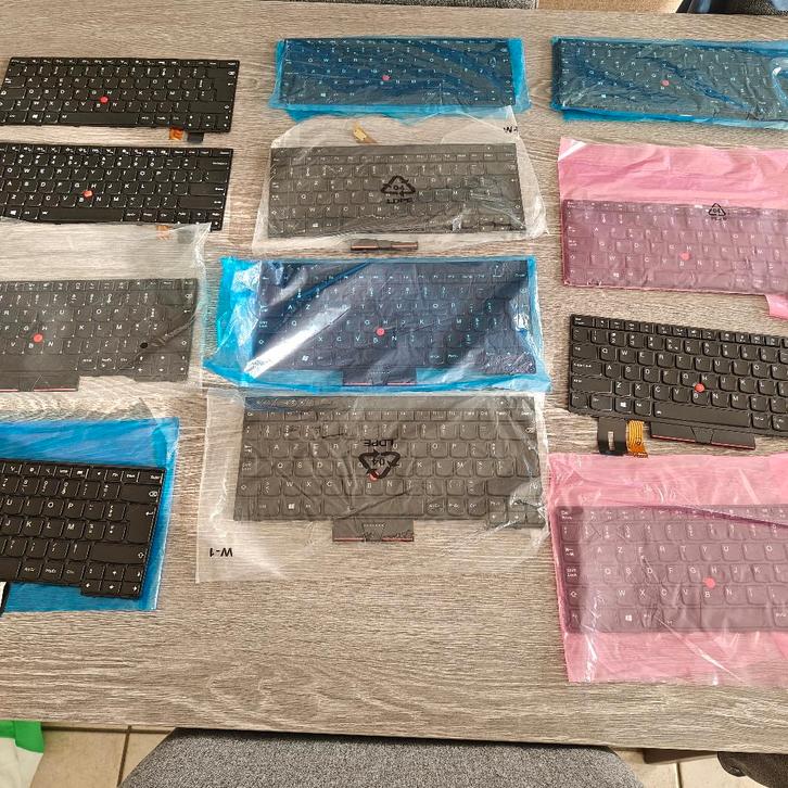 Lenovo laptop keyboards / toetsenborden - Nieuw, Computers en Software, Toetsenborden, Nieuw, Qwerty, Bedraad, Multimediatoetsen