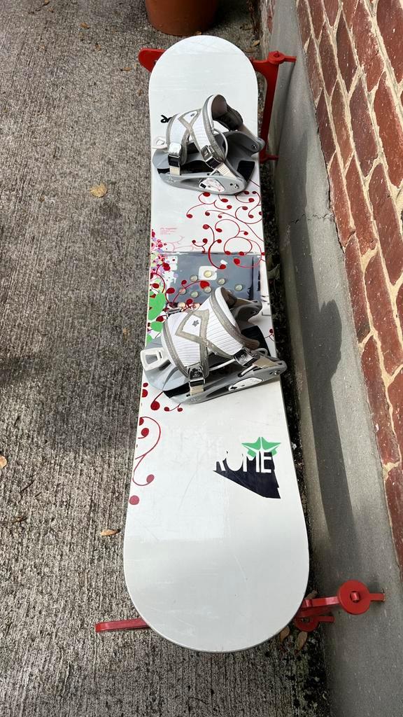 Snowboard Rome Detail 146cm, Sport en Fitness, Snowboarden, Gebruikt, Board, Ophalen
