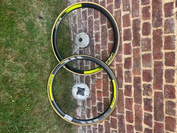 roues ursus miura ts37 beschikbaar voor biedingen