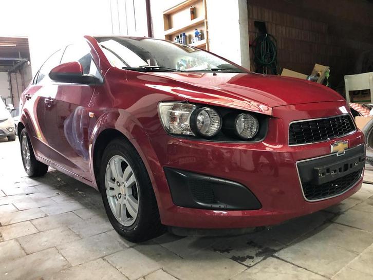 Chevrolet Aveo 1.4 benzine met slechts 88.000 km, Auto's, Chevrolet, Bedrijf, Te koop, Aveo, Airbags, Airconditioning, Boordcomputer