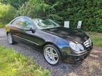 Mercedes CLK 350 V6 G7 van het jaar 2010, Auto's, Mercedes-Benz, Automaat, Beige, 3500 cc, Zwart