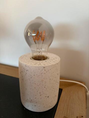 2 lampen LERSKIFFER Ikea beschikbaar voor biedingen