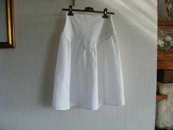 jupe blanche, taille M, jupe beige taille M beschikbaar voor biedingen