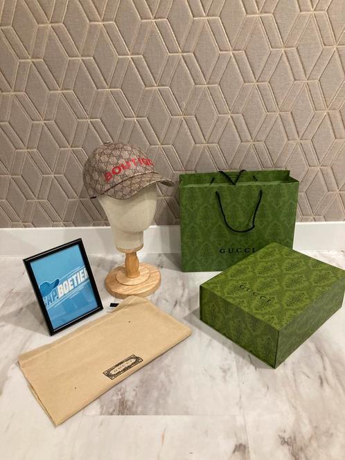 GUCCI GG BOUTIQUE PRINT BASSEBAL HAT (GUCCI PET), Kleding | Heren, Hoeden en Petten, Nieuw, Pet, 57 cm (M, 7⅛ inch) of minder