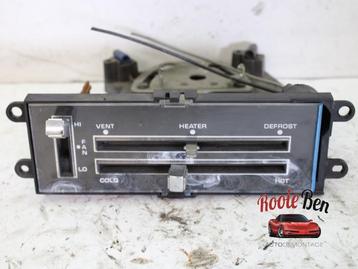 Kachel Bedieningspaneel van een Chevrolet Monte Carlo beschikbaar voor biedingen