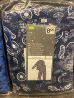 2 nieuwe flanellen pyjama’s, Kinderen en Baby's, Nacht- of Onderkleding, Jongen of Meisje, Nieuw, Ophalen of Verzenden